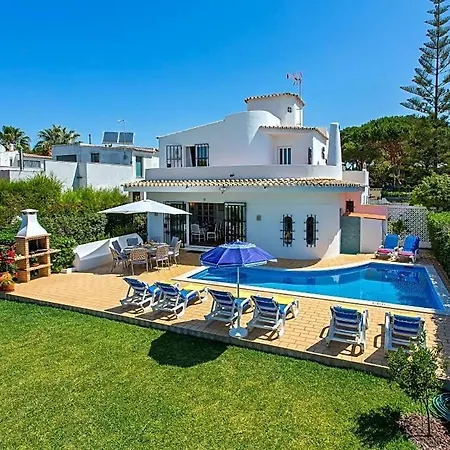 ヴィラ Sleeps 8 With Pool Air Con And Wifi *
