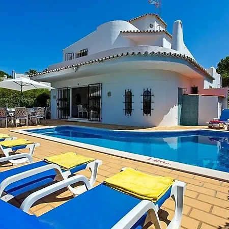 Sleeps 8 With Pool Air Con And Wifi ヴィラ