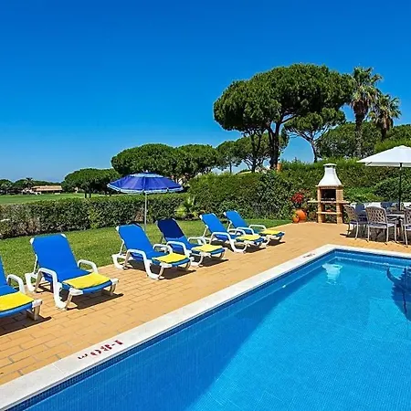 Sleeps 8 With Pool Air Con And Wifi ヴィラ *